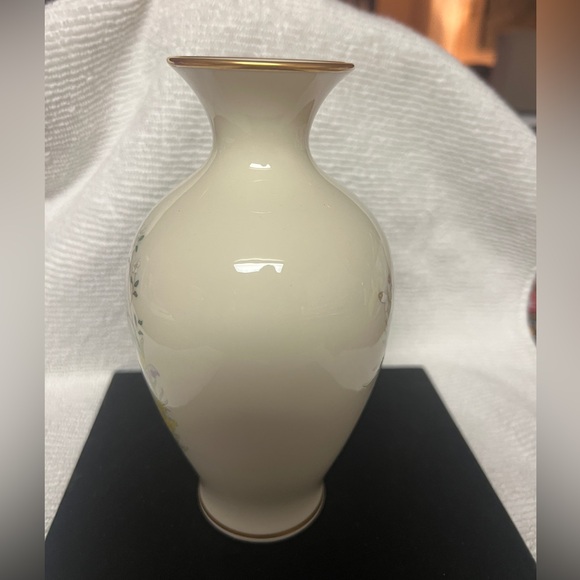 Vintage 1984 Lenox Mothers Day Gold Rim Spring Deer Family Ivory Vase Ltd Edit - Picture 3 of 11